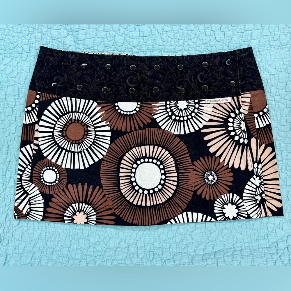 Sweet Spot Skirt, Athletic Skirt, Adjustable, Reversible, Fits Sizes 10-18
